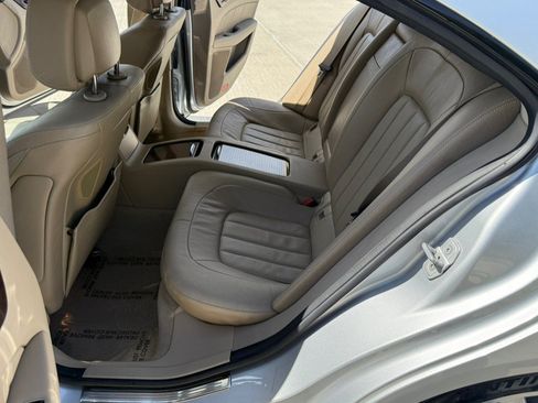 Used 2014 Mercedes-Benz CLS 550 w/ Premium 1 Package image 25