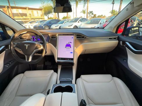 Used 2018 Tesla Model X 100D AWD/4WD image 9