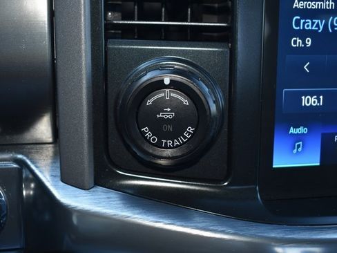 Used 2021 Ford F150 Lariat w/ Equipment Group 502A High image 25