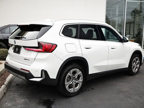 Used 2023 BMW X1 xDrive28i image 7