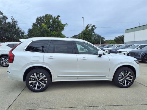 New 2026 Volvo XC90 B5 Core image 8