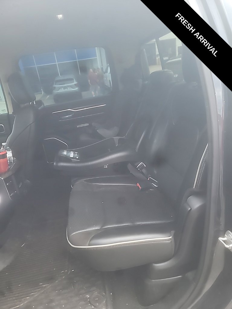 Used 2019 RAM 1500 Laramie AWD/4WD image 8