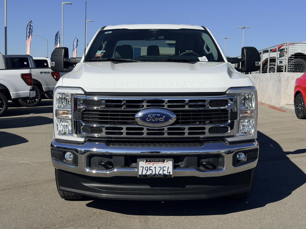 Used 2025 Ford F250 XLT AWD/4WD image 2