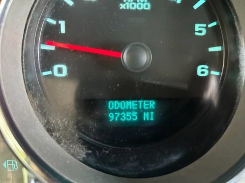 Used 2012 Chevrolet Silverado 2500 W/T w/ Snow Plow Prep Package AWD/4WD image 34
