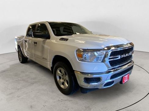 Used 2021 RAM 1500 Tradesman w/ SXT Appearance Group image 8