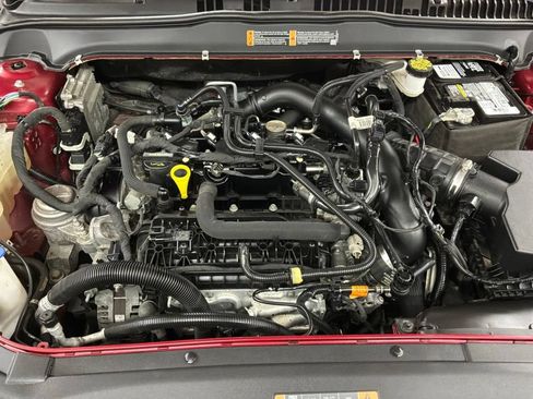 Used 2020 Ford Fusion SE FWD image 32