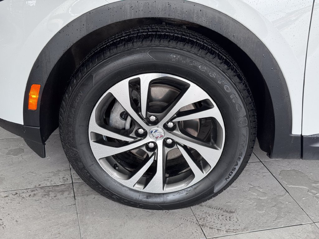 Certified 2023 Buick Envision Essence AWD/4WD image 4