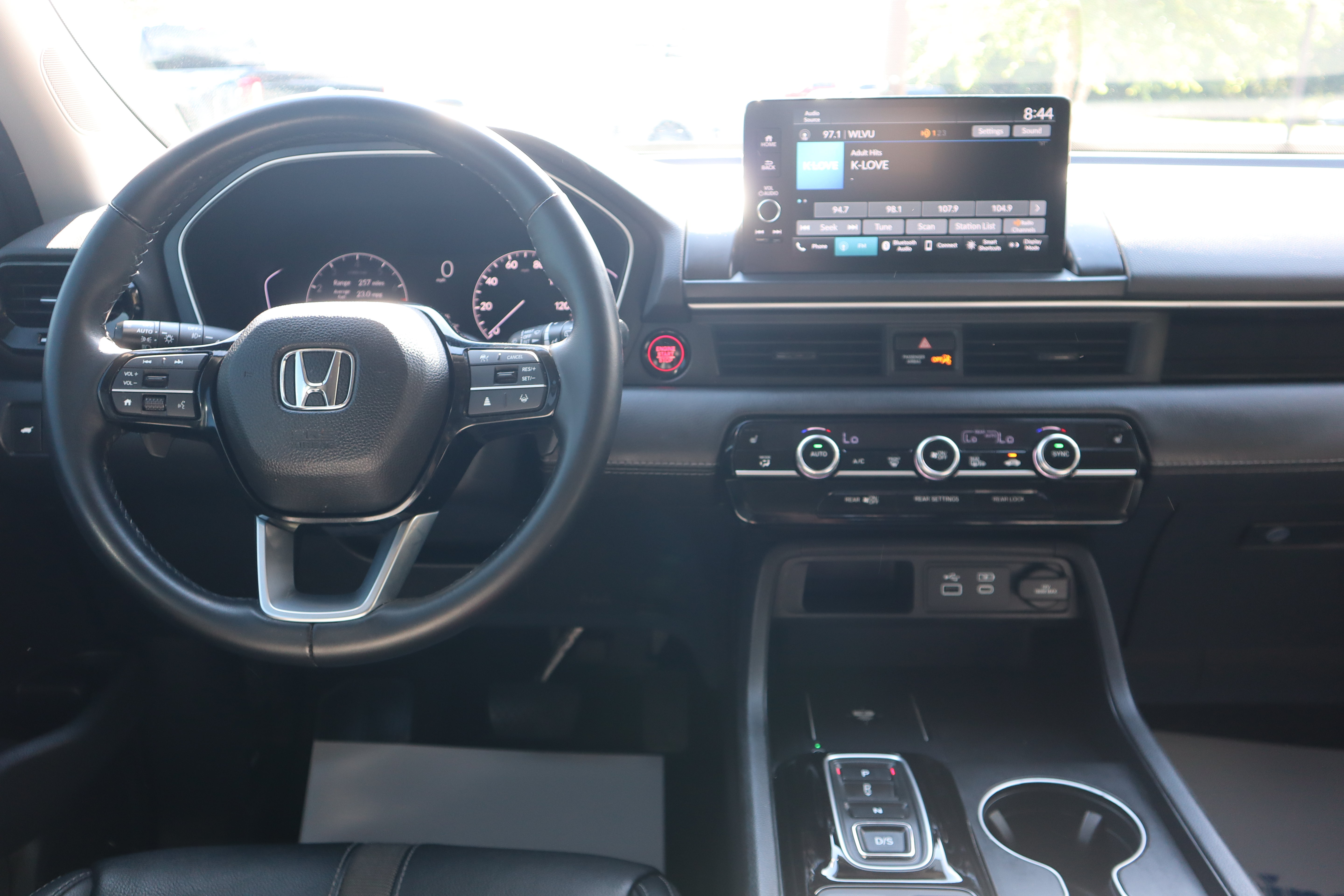 Used 2025 Honda Pilot EX-L image 12