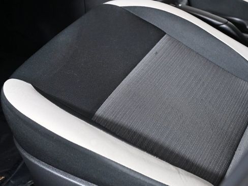 Used 2020 Nissan Versa SV image 25