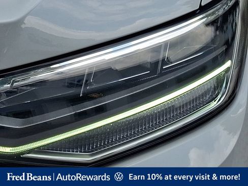 Certified 2023 Volkswagen Tiguan SE w/ Panoramic Sunroof Package AWD/4WD image 13