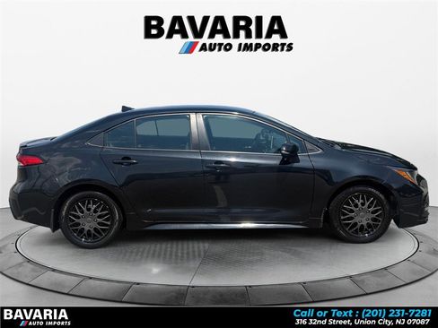 Used 2020 Toyota Corolla SE FWD image 6