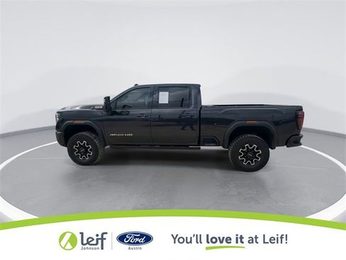 Used 2024 GMC Sierra 2500 AT4X image 7