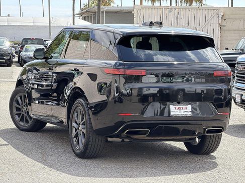 Used 2024 Land Rover Range Rover Sport Dynamic SE AWD/4WD image 6