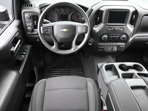 Used 2025 Chevrolet Silverado 2500 Custom w/ Custom Value Package AWD/4WD image 11
