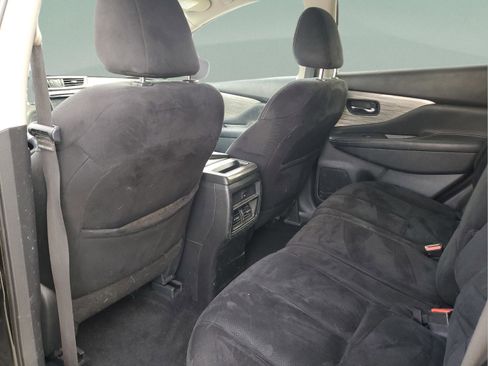Used 2018 Nissan Murano S image 8