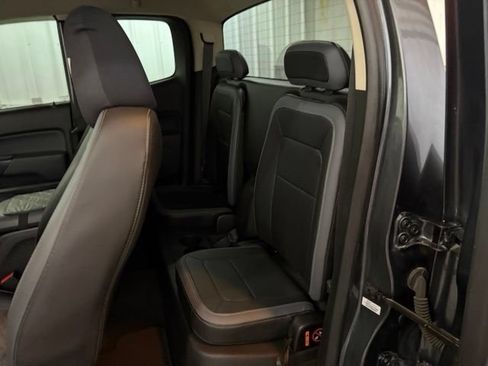Used 2015 Chevrolet Colorado Z71 AWD/4WD image 22