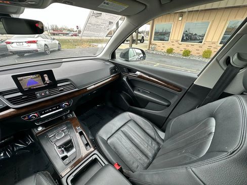 Used 2019 Audi Q5 2.0T Premium image 23