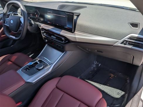 Used 2025 BMW i4 eDrive40 RWD image 23