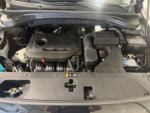 Used 2020 Hyundai Santa Fe SEL AWD/4WD image 18