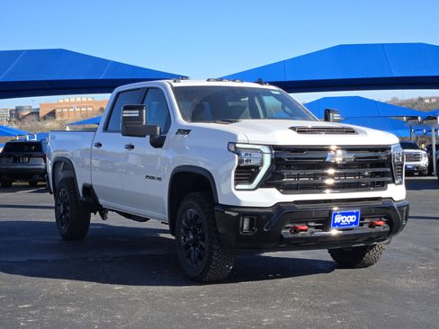 New 2026 Chevrolet Silverado 2500 LT w/ Trail Boss Package image 2