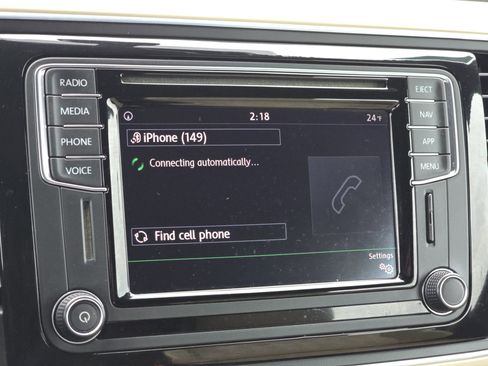 Used 2019 Volkswagen Beetle 2.0T S image 12