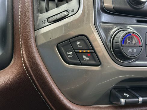 Used 2016 Chevrolet Silverado 1500 High Country w/ High Country Premium Package image 24