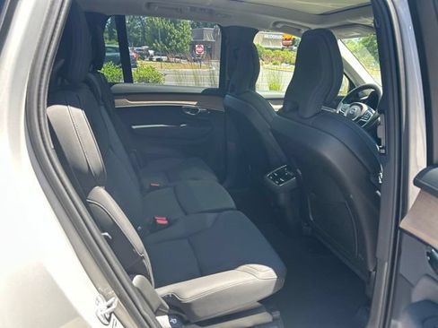 Certified 2025 Volvo XC90 B6 Plus AWD/4WD image 13