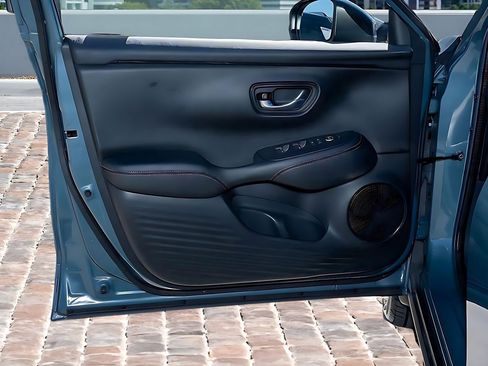 Certified 2024 Honda HR-V Sport image 11