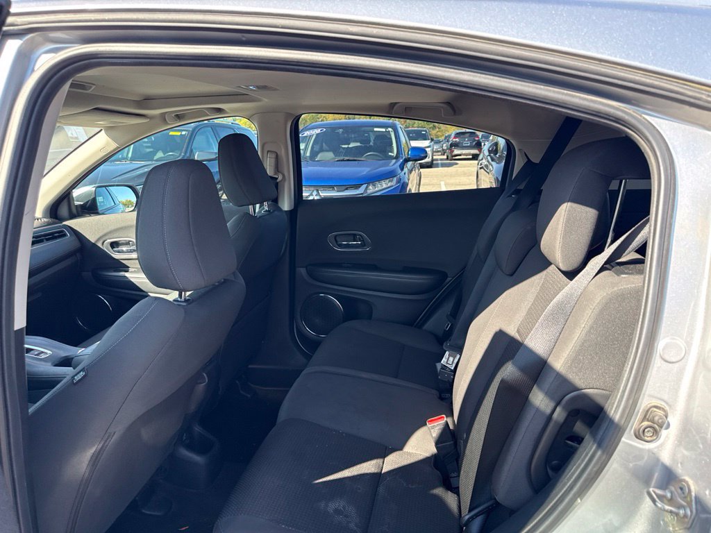 Used 2019 Honda HR-V EX image 9