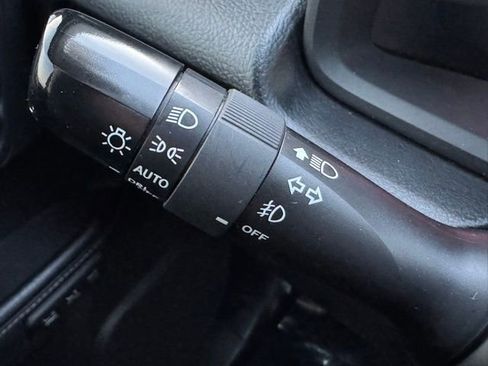 Used 2020 Toyota 4Runner Limited image 31