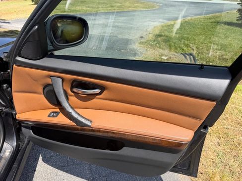 Used 2011 BMW 328i xDrive Sedan image 12