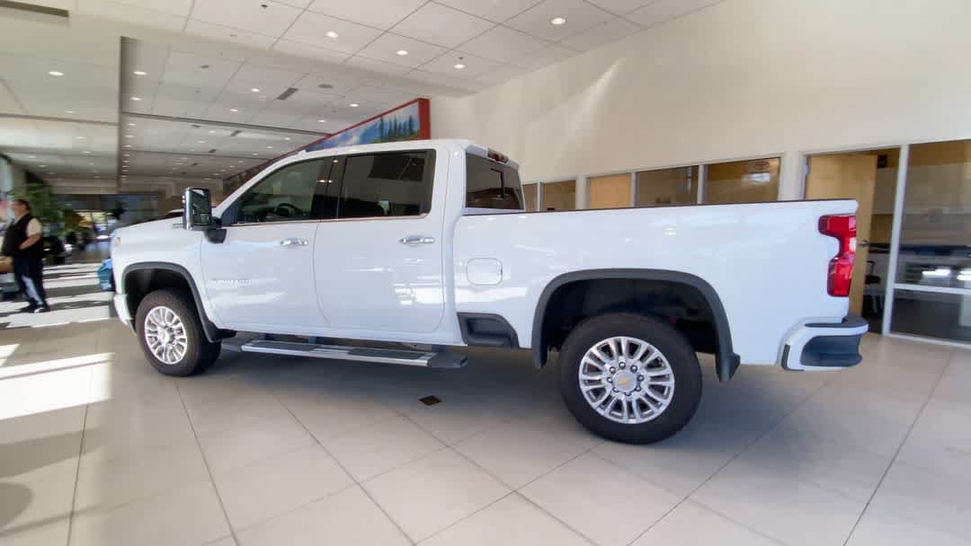 Used 2023 Chevrolet Silverado 2500 High Country w/ Z71 Off-Road Package AWD/4WD image 6