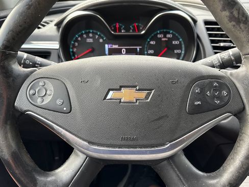 Used 2018 Chevrolet Impala LT w/ LT Leather Package FWD image 6