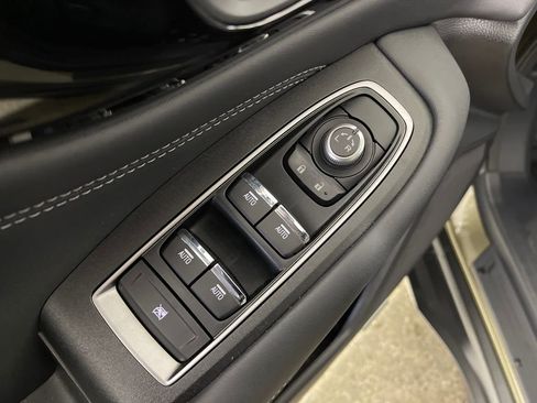 Used 2022 Subaru Outback Limited w/ Popular Package #2 image 18