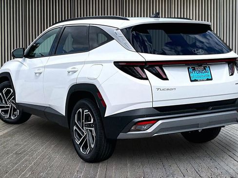 New 2026 Hyundai Tucson Limited AWD/4WD image 3