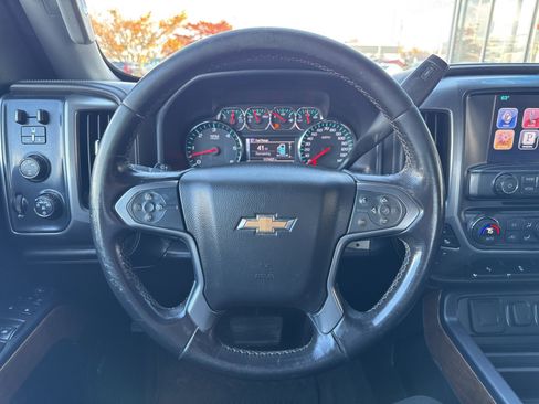 Used 2016 Chevrolet Silverado 2500 LTZ w/ LTZ Plus Package image 19