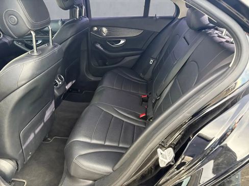 Used 2015 Mercedes-Benz C 300 4MATIC Sedan image 12