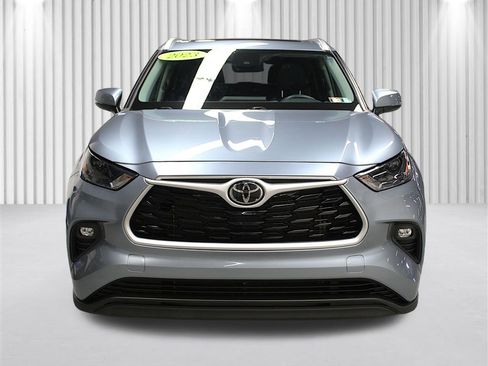 Used 2023 Toyota Highlander XLE AWD/4WD image 43
