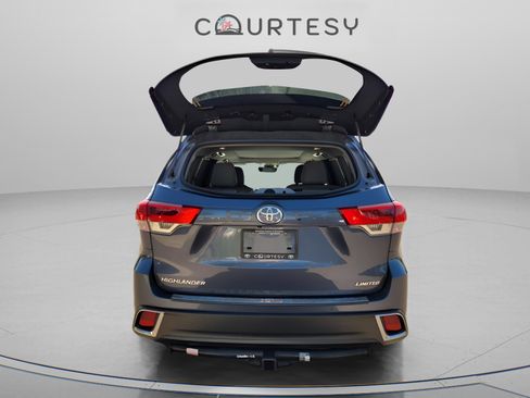 Certified 2019 Toyota Highlander Limited image 32