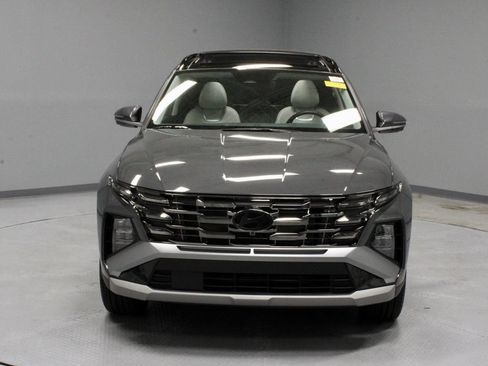 Used 2025 Hyundai Tucson Limited AWD/4WD image 6