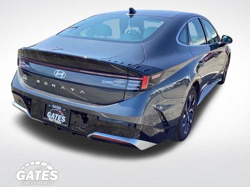 Used 2025 Hyundai Sonata SEL FWD image 9