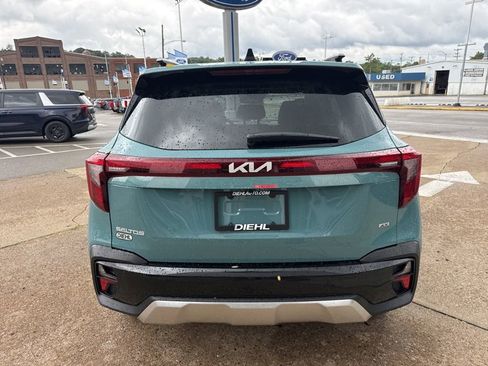 New 2026 Kia Seltos SX w/ SX Sunroof Package image 6