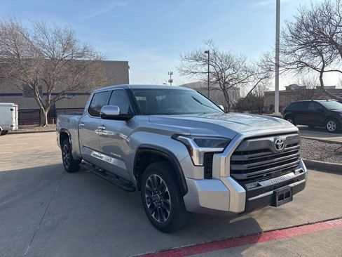 Used 2022 Toyota Tundra Limited image 3