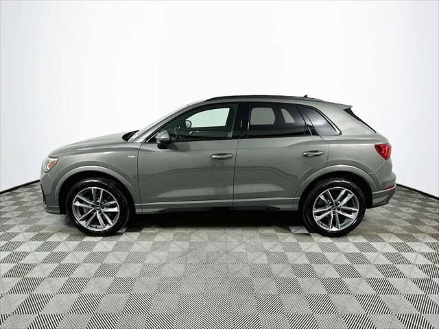 Certified 2023 Audi Q3 2.0T Premium w/ Black Optic Sport Package AWD/4WD image 4