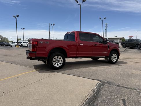 Used 2022 Ford F250 Platinum AWD/4WD image 6