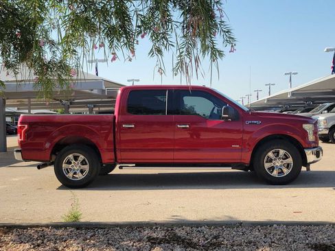 Used 2015 Ford F150 XLT w/ Equipment Group 301A Mid RWD image 9