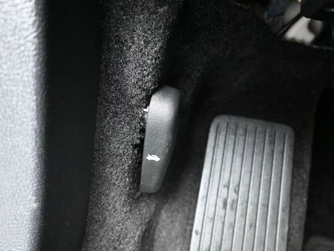 Used 2017 Ford Fusion SE image 26