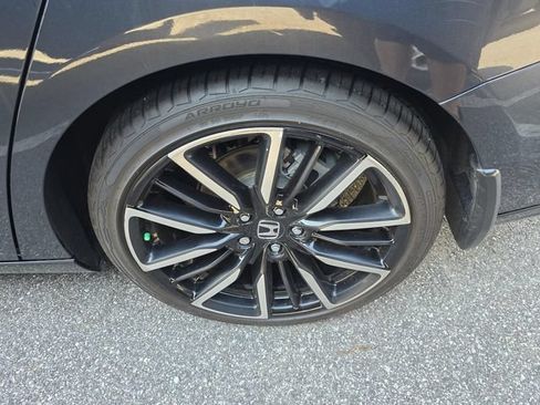 Used 2024 Honda Accord Touring image 15