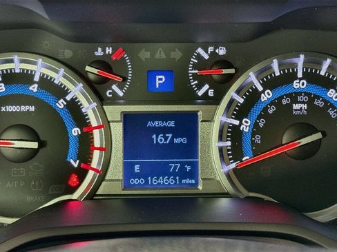 Used 2015 Toyota 4Runner SR5 w/ Four Season Floor Mat Package AWD/4WD image 6