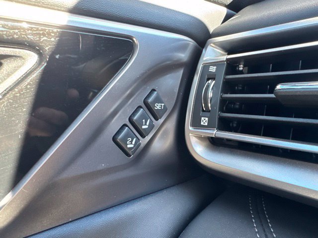 Certified 2023 Subaru Outback Touring AWD/4WD image 15